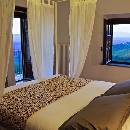 Appartamento Casa Cucco Serralunga d'Alba Esterno foto